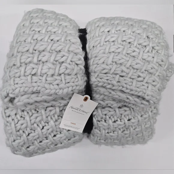 Hearth & Hand with Magnolia Chunky Knit Throw Blanket Light Green -